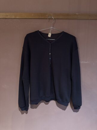 navy shirt
